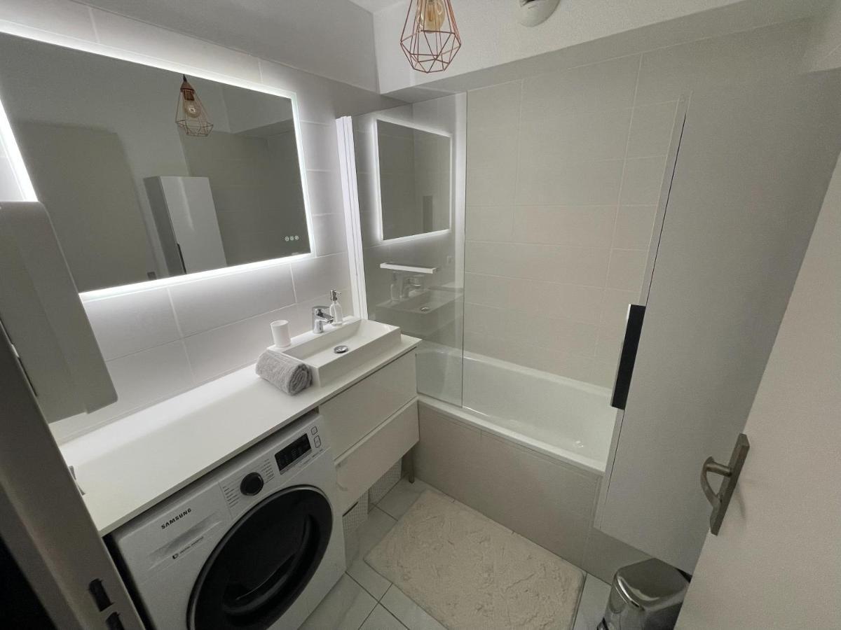 Splendide Appartement 3 Pieces - Parking Et Clim Valence  Luaran gambar